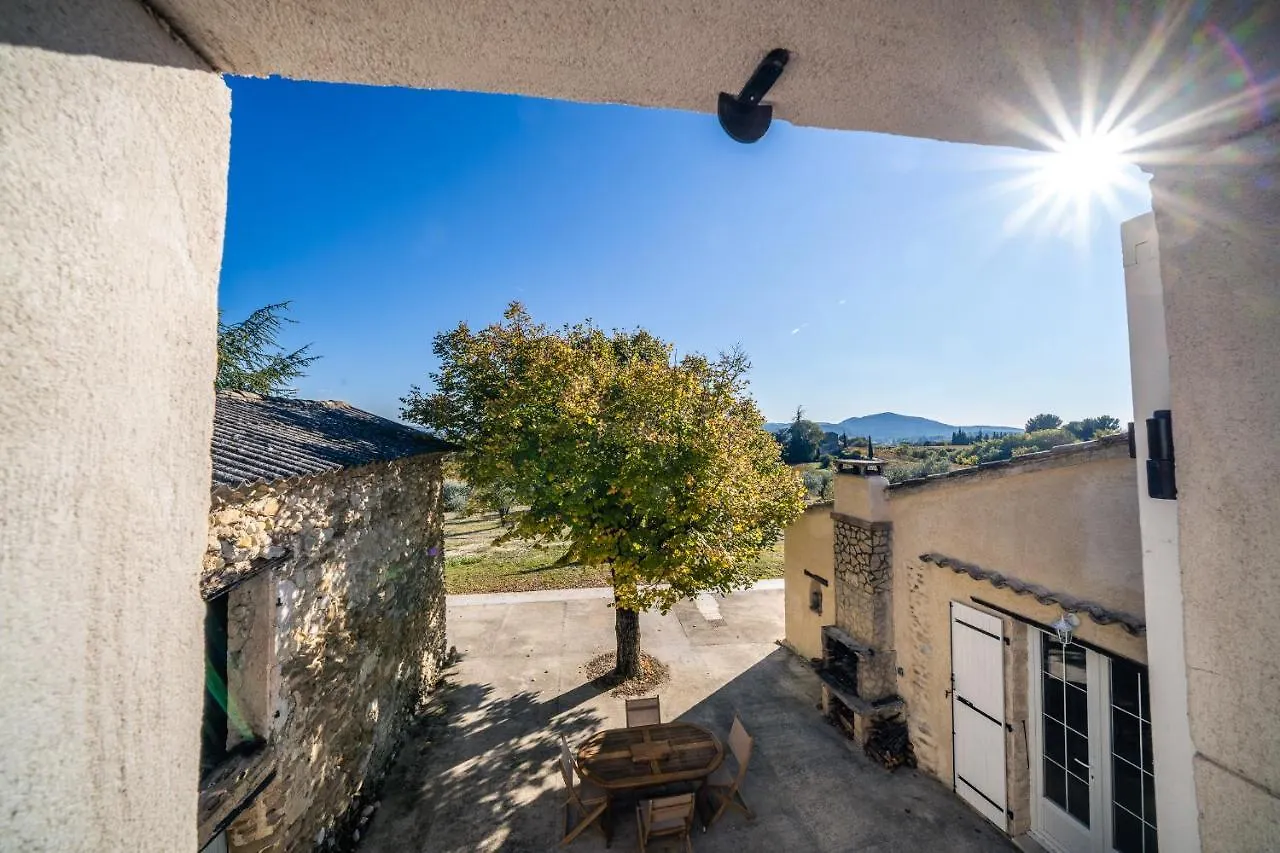 Holiday home La Sainte-Croix: Traditional Provencal Retreat with Pool Vaison-la-Romaine