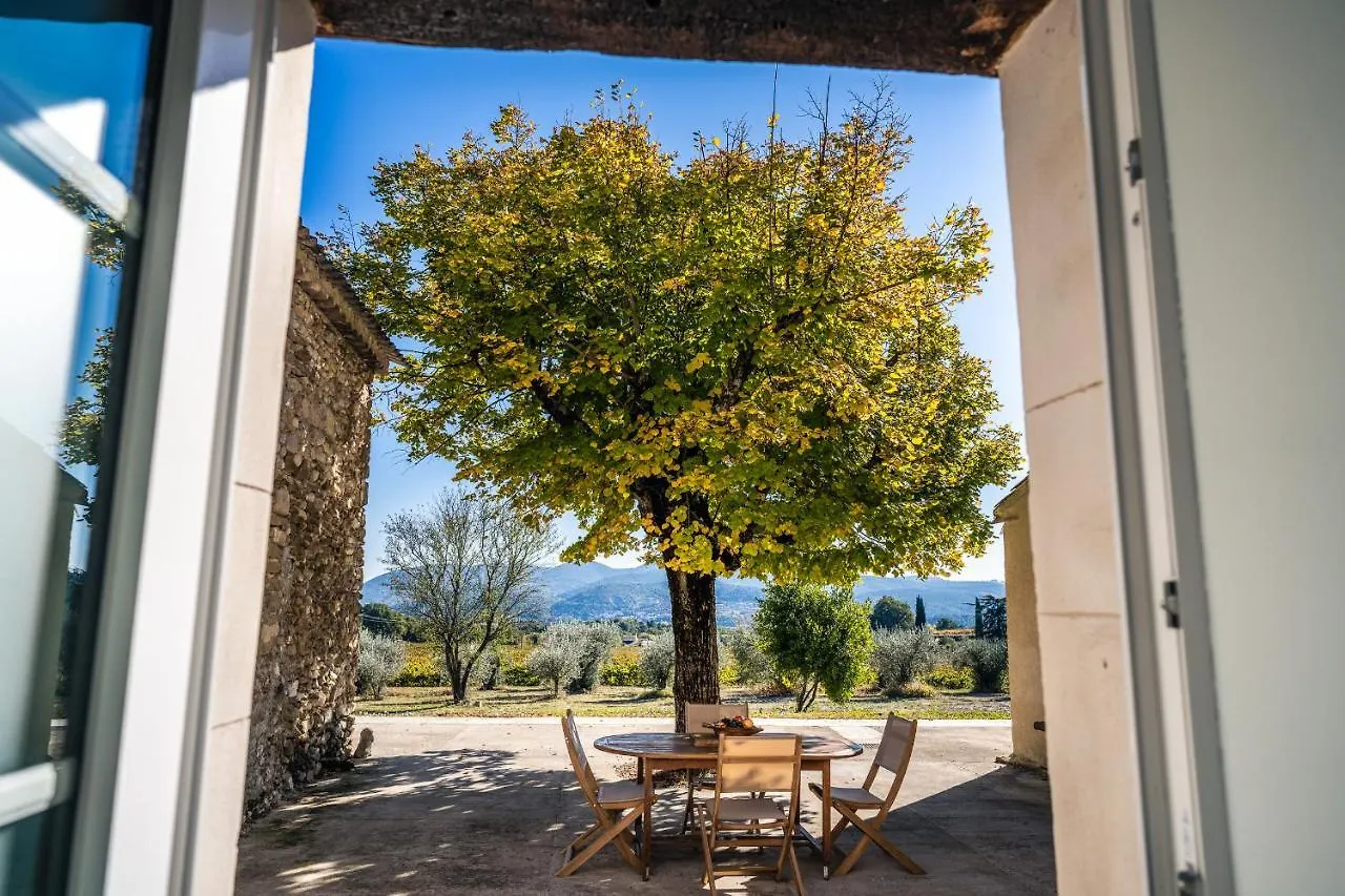 La Sainte-Croix: Traditional Provencal Retreat with Pool Vaison-la-Romaine Holiday home