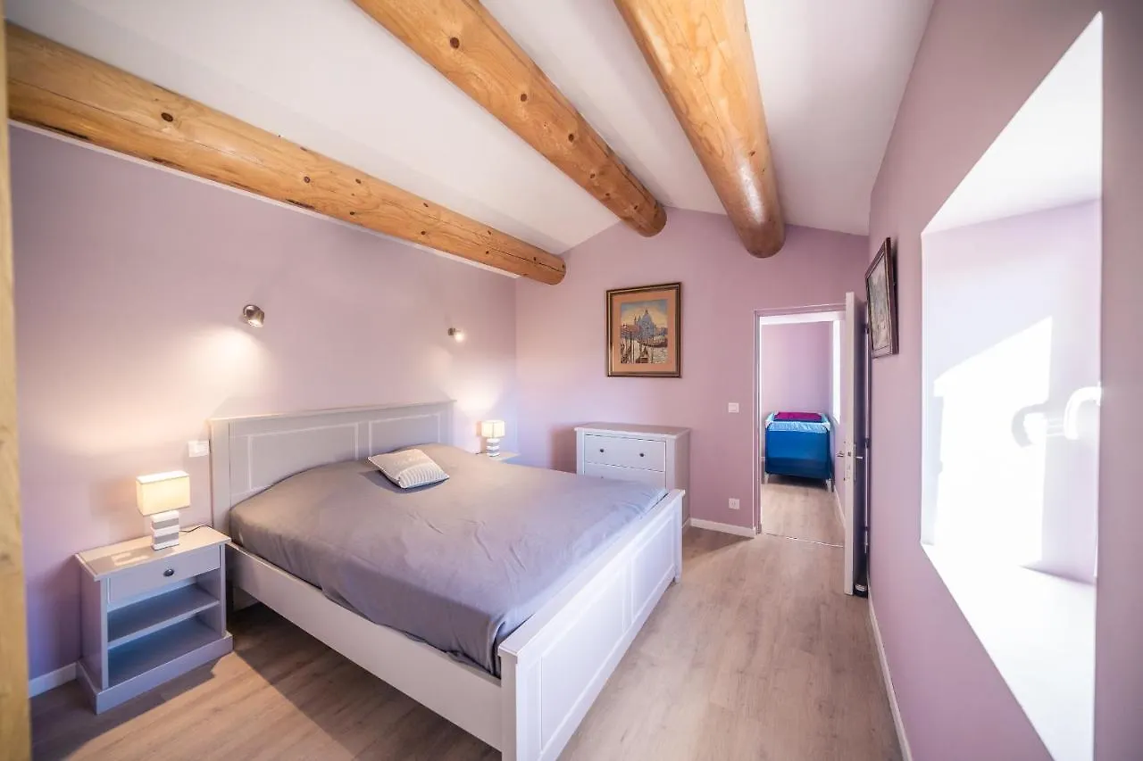 La Sainte-Croix: Traditional Provencal Retreat with Pool Vaison-la-Romaine 0*,